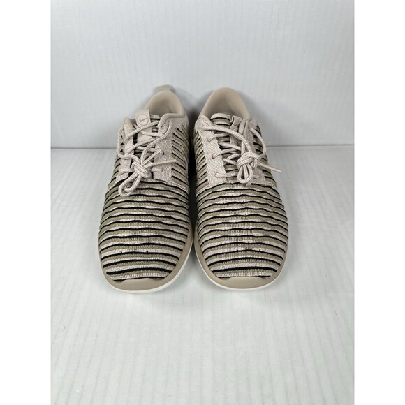 Size 6 Womens Nike Roshe Two Flyknit Running Shoe Olive Tan Black 844929-200 NEW - Picture 2 of 8